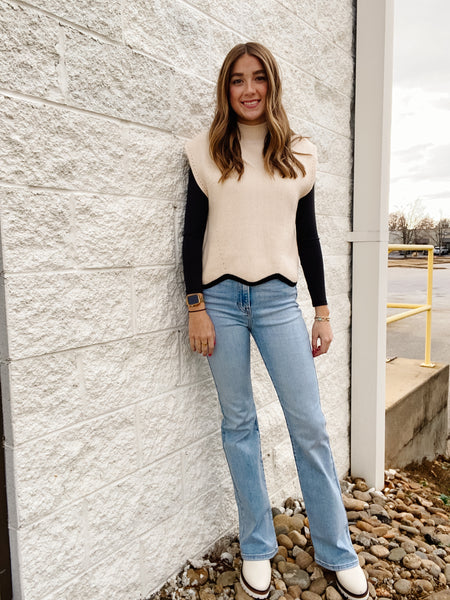 Mara Scallop Hem Sweater Vest- Cream/Black