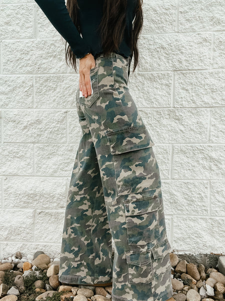 Hidden - Nori Camo Wide Leg Cargo Jeans