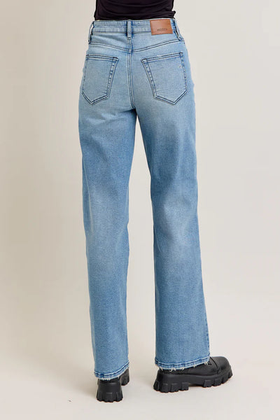 Hidden - Logan Dad Curved Seam Jean