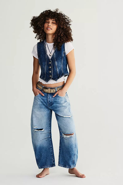 Free People - Good Luck Mid-Rise Barrel Jeans - BARNYARD BLUE