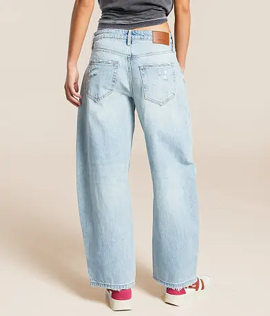 Hidden - SAMMIE - Light Wash 25" Inseam Barrel Jean