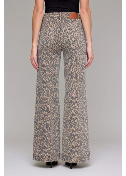 Hidden - Happi 33" Inseam Wide Comfort Flare Jean - Cheetah