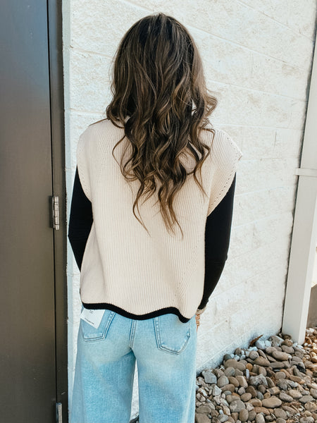 Mara Scallop Hem Sweater Vest- Cream/Black