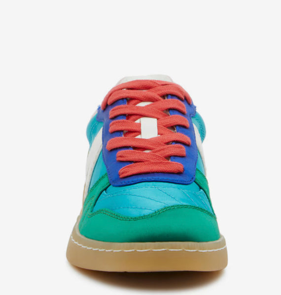 Mia - Vesta Sneaker