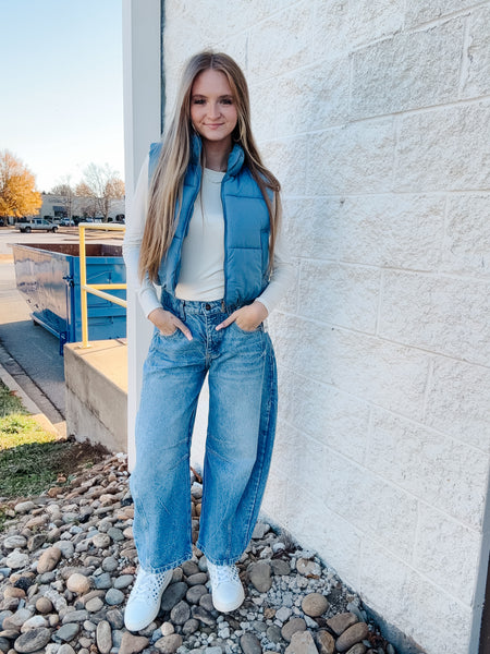 Free People - Good Luck Mid-Rise Barrel Jeans - ULTRA LIGHT BEAM