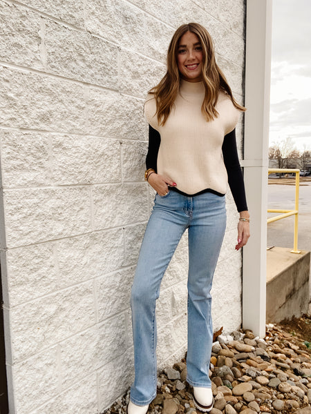 Mara Scallop Hem Sweater Vest- Cream/Black