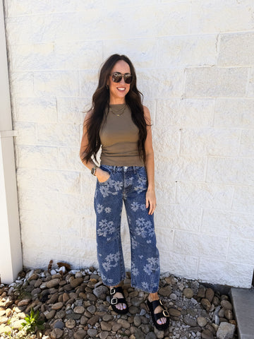 Free People - Good Luck Printed Barrel Jeans - LASER DAISY